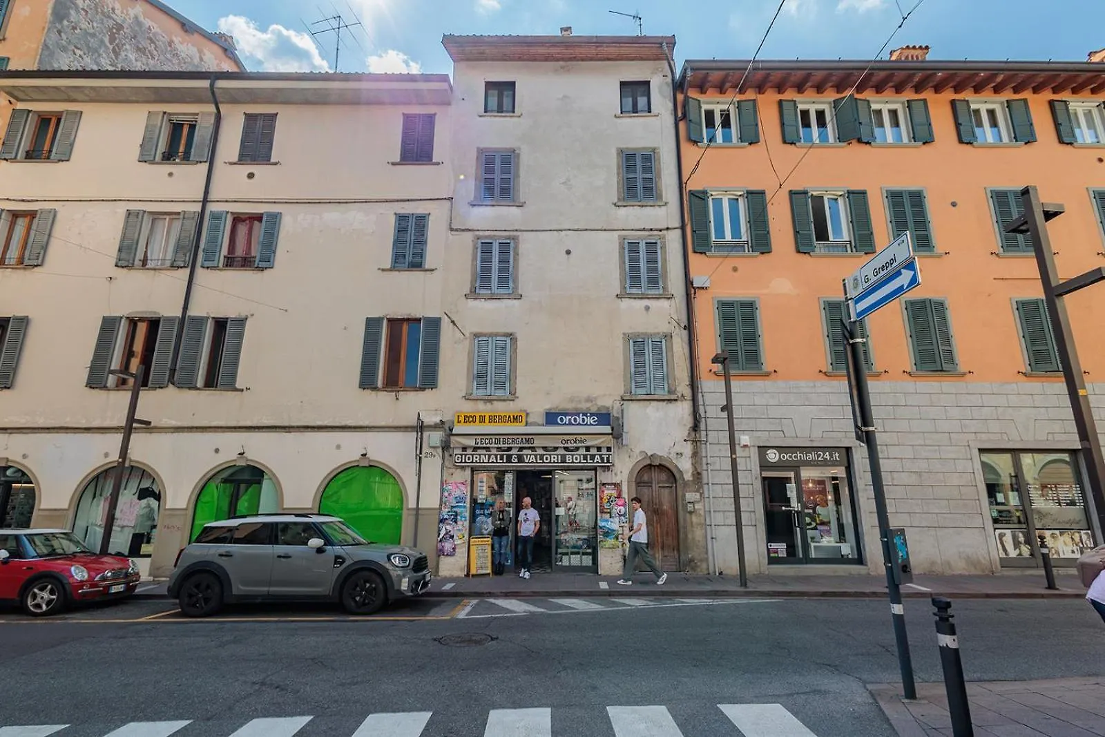 Claire'S Attic Apartment Bergamo Italy